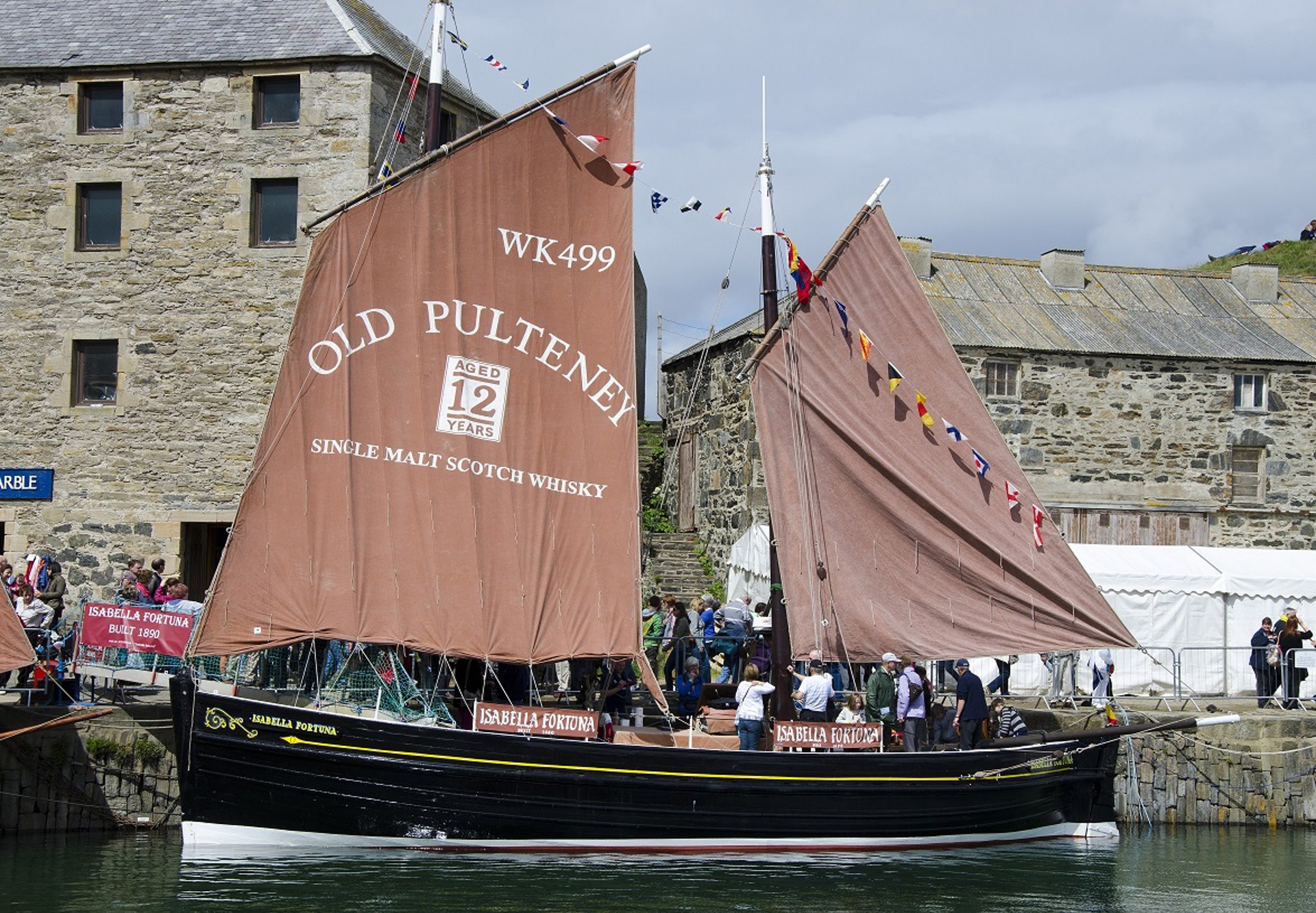 Background image - Boats (99) Allan Robertson 2013