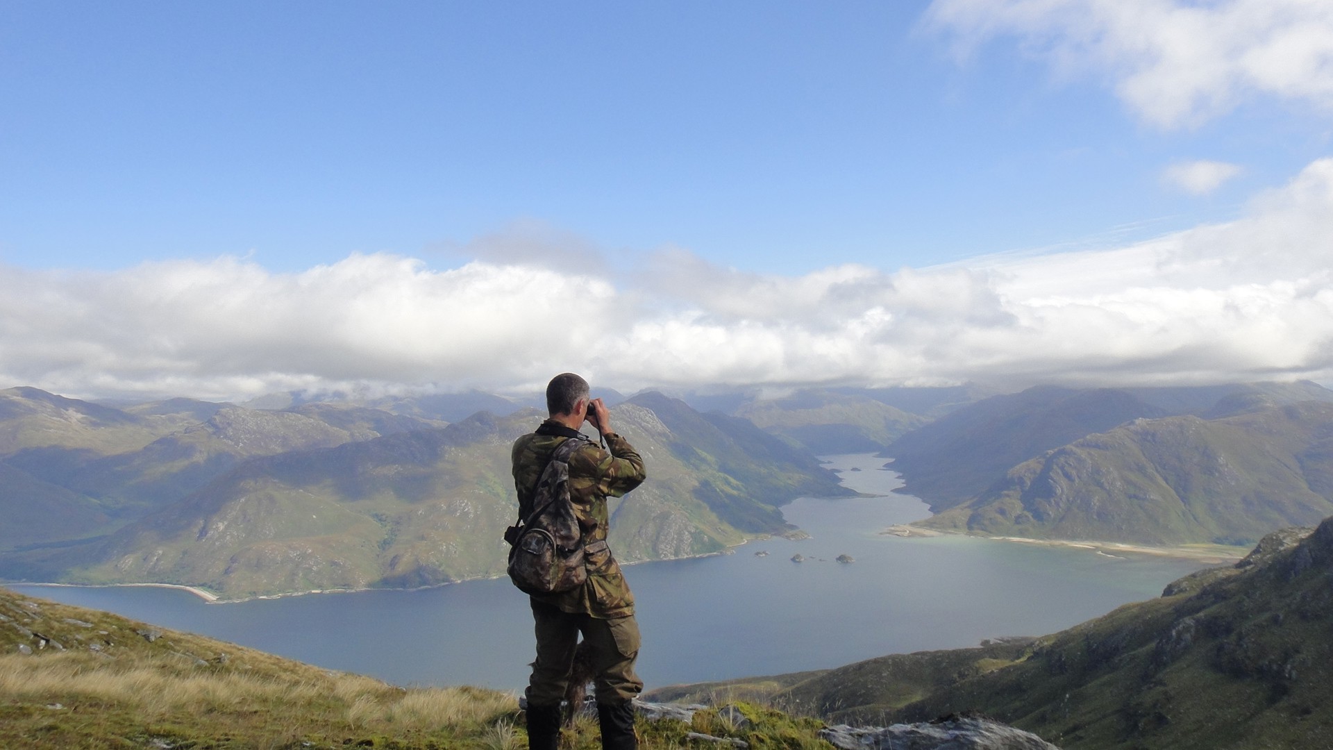 Background image - Deer Stalking On Knoydart